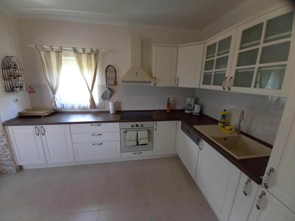 Apartmani Dijana Palit Экстерьер фото